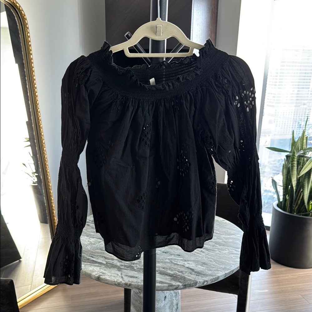 Zara Black Puff Sleeve Blouse